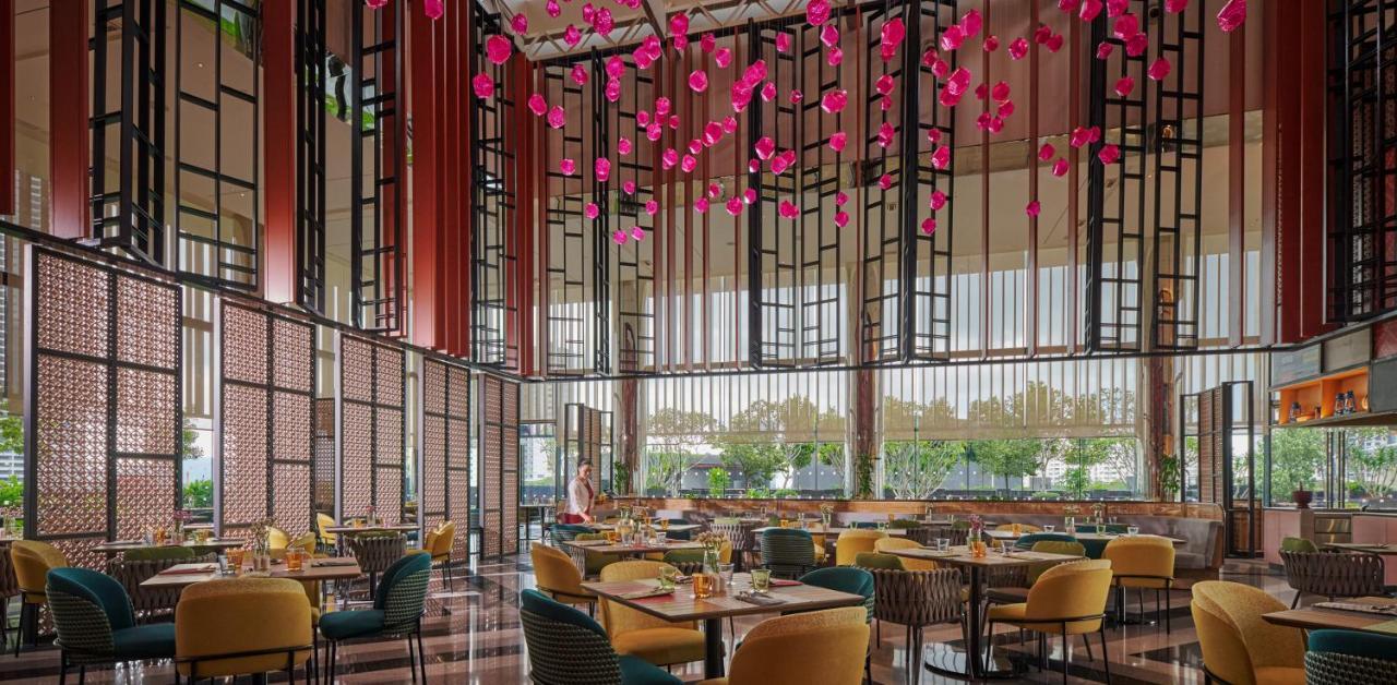 Amari Spice Penang Hotel Bayan Lepas Exterior photo The restaurant