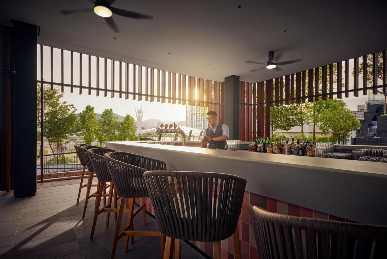Amari Spice Penang Hotel Bayan Lepas Exterior photo The Sky Bar